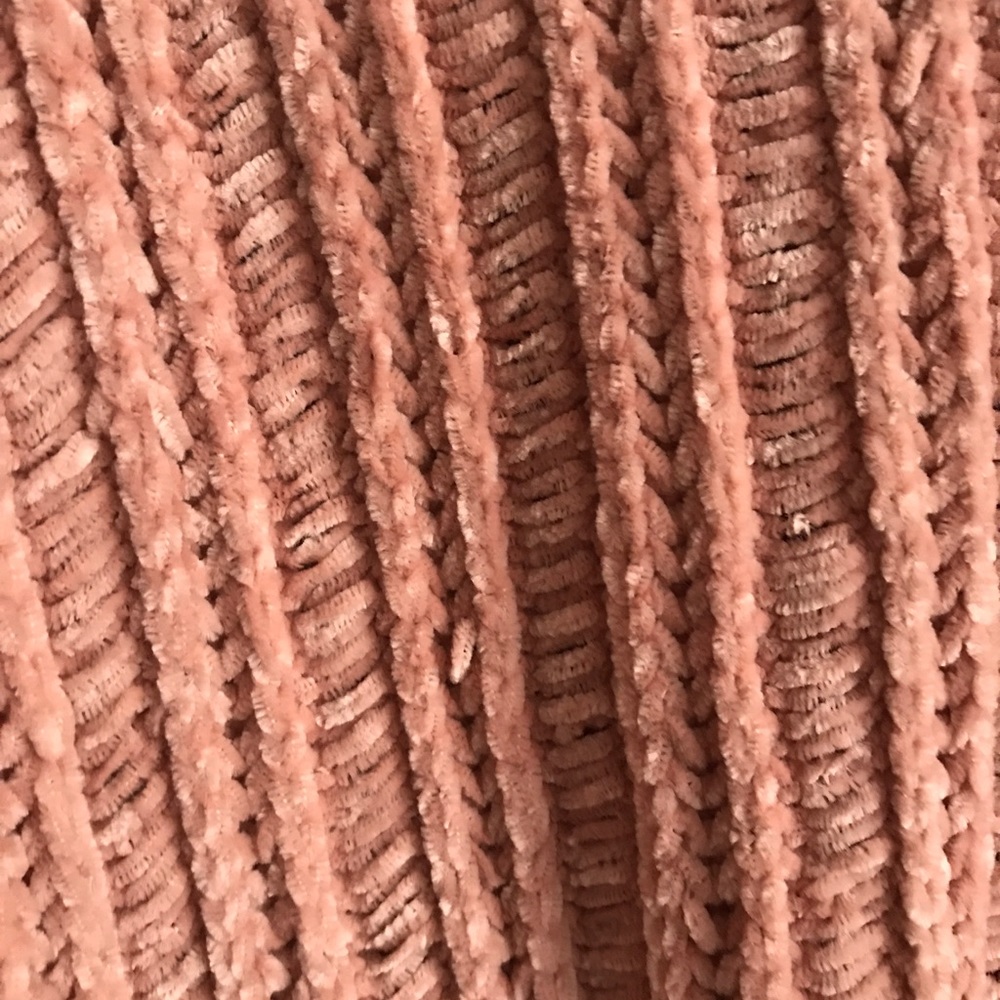pink sweater - Picture 3 of 3